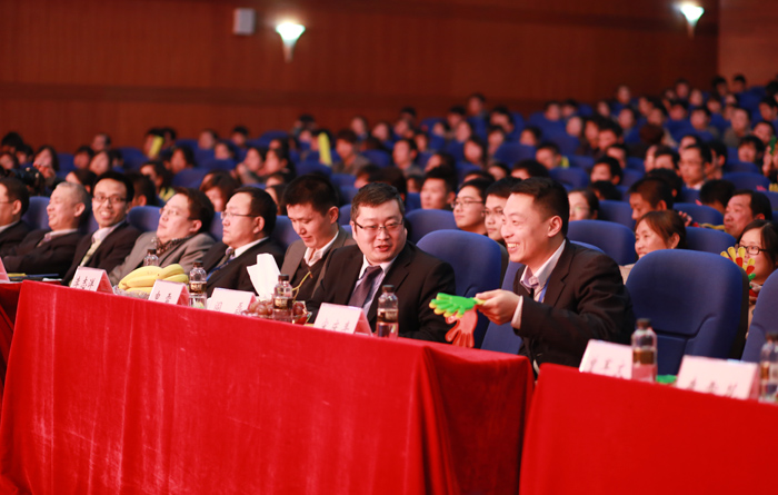安聯(lián)銳視2014元旦迎新晚會(huì)